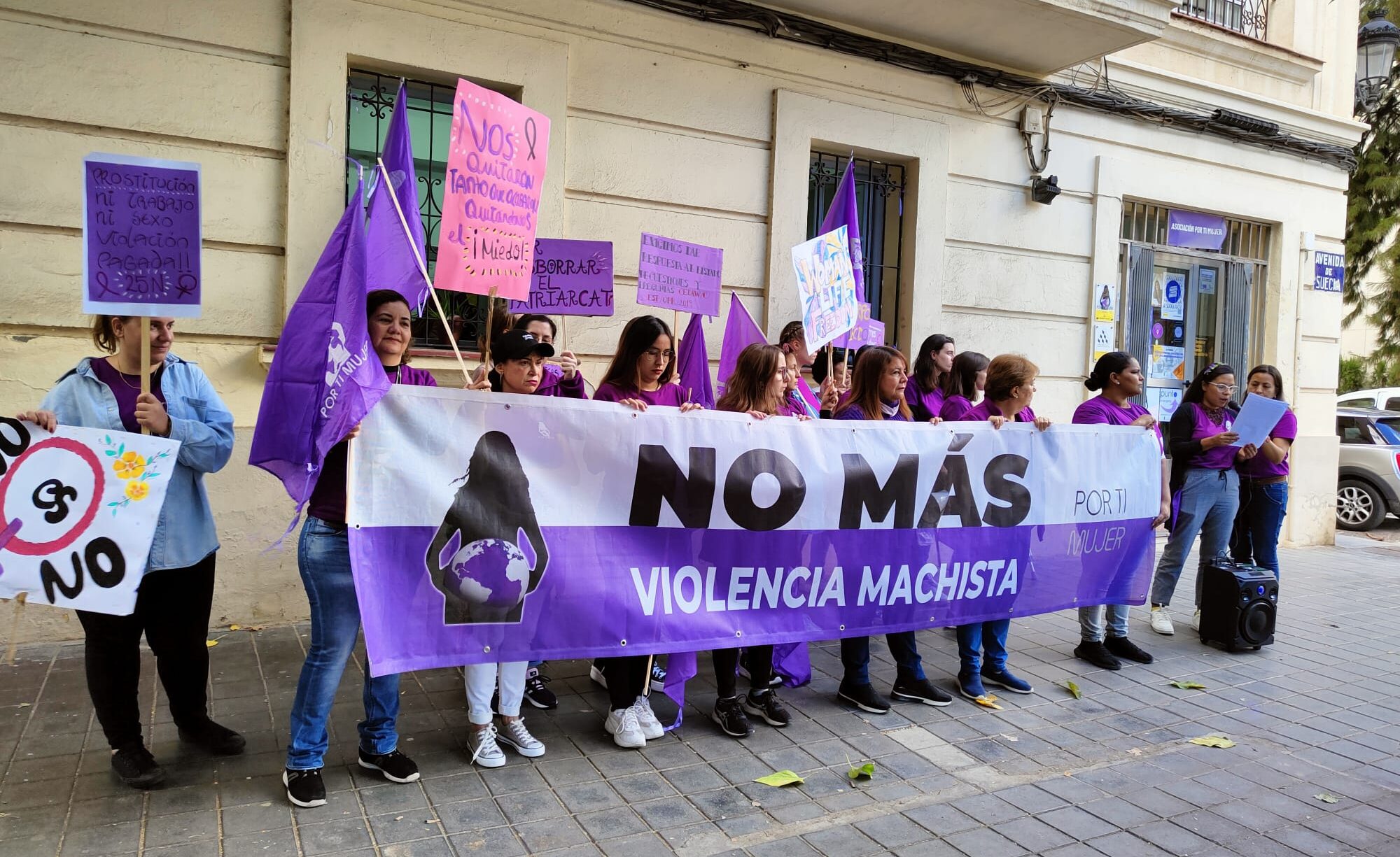 Manifiesto por la lucha contra la violencia machista [Fotos] – Asociación  Por Ti Mujer